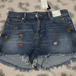 Embroidered floral denim cut off